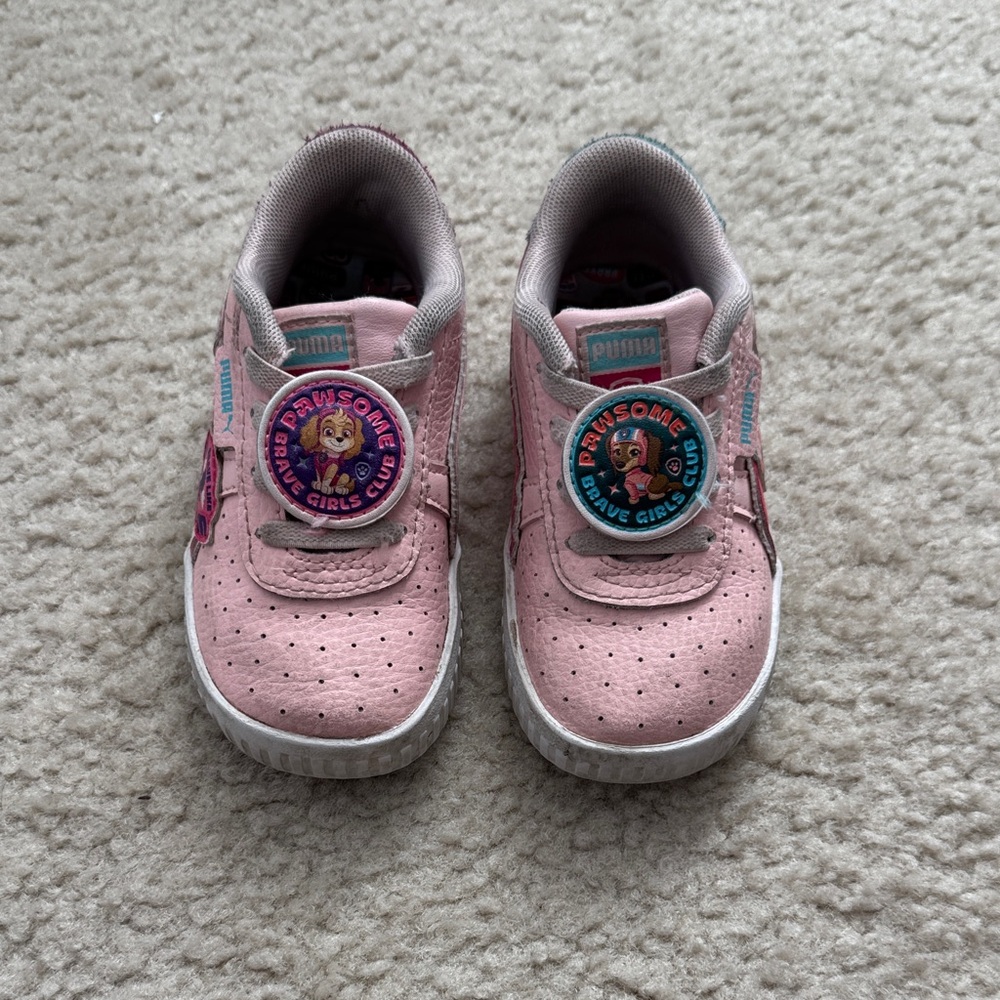 Puma Paw Patrol Pink Sneakers for Kids - Size 7